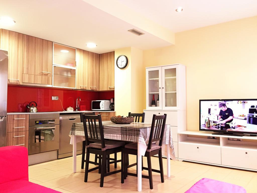 Lloret Beach Apartments 료렛 드 마르 객실 사진